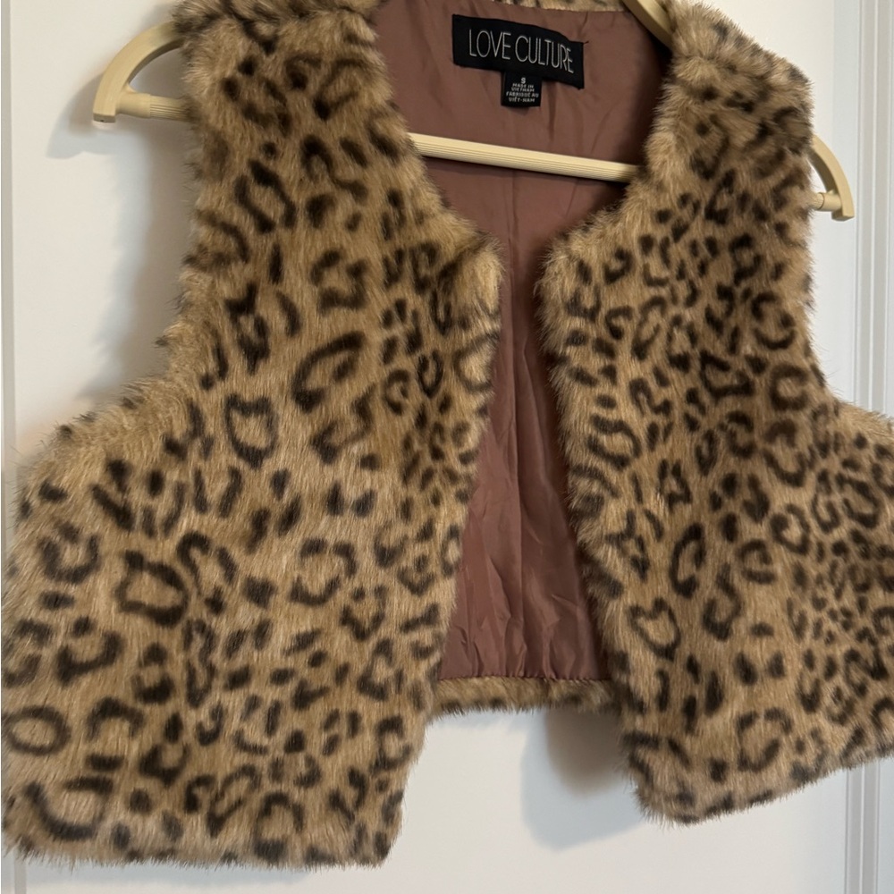 Crop Leopard Short Faux Fur Vest Women’s Fall & Winter Outerwear Sz Small - Picture 2 of 7